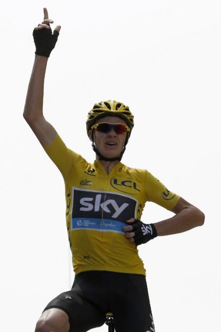 Chris Froome (Sky) makes history, winning atop Mont Ventoux and extending his overall lead
