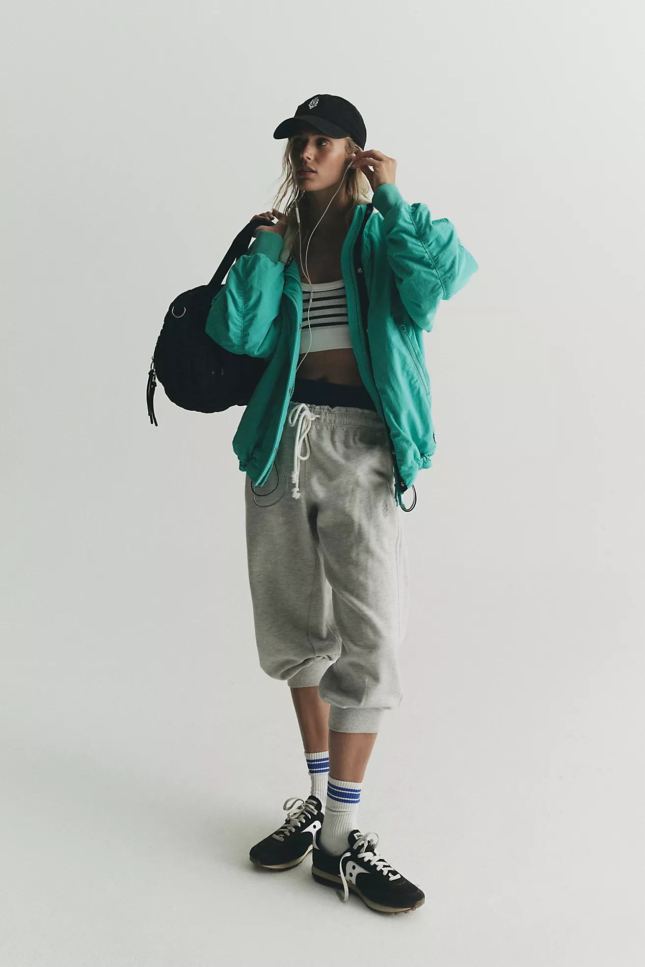 Flutter Cropped Joggers