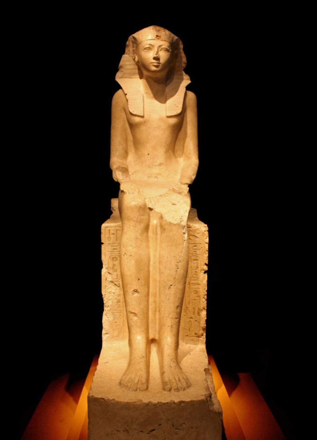 An ancient statue of Hatshepsut