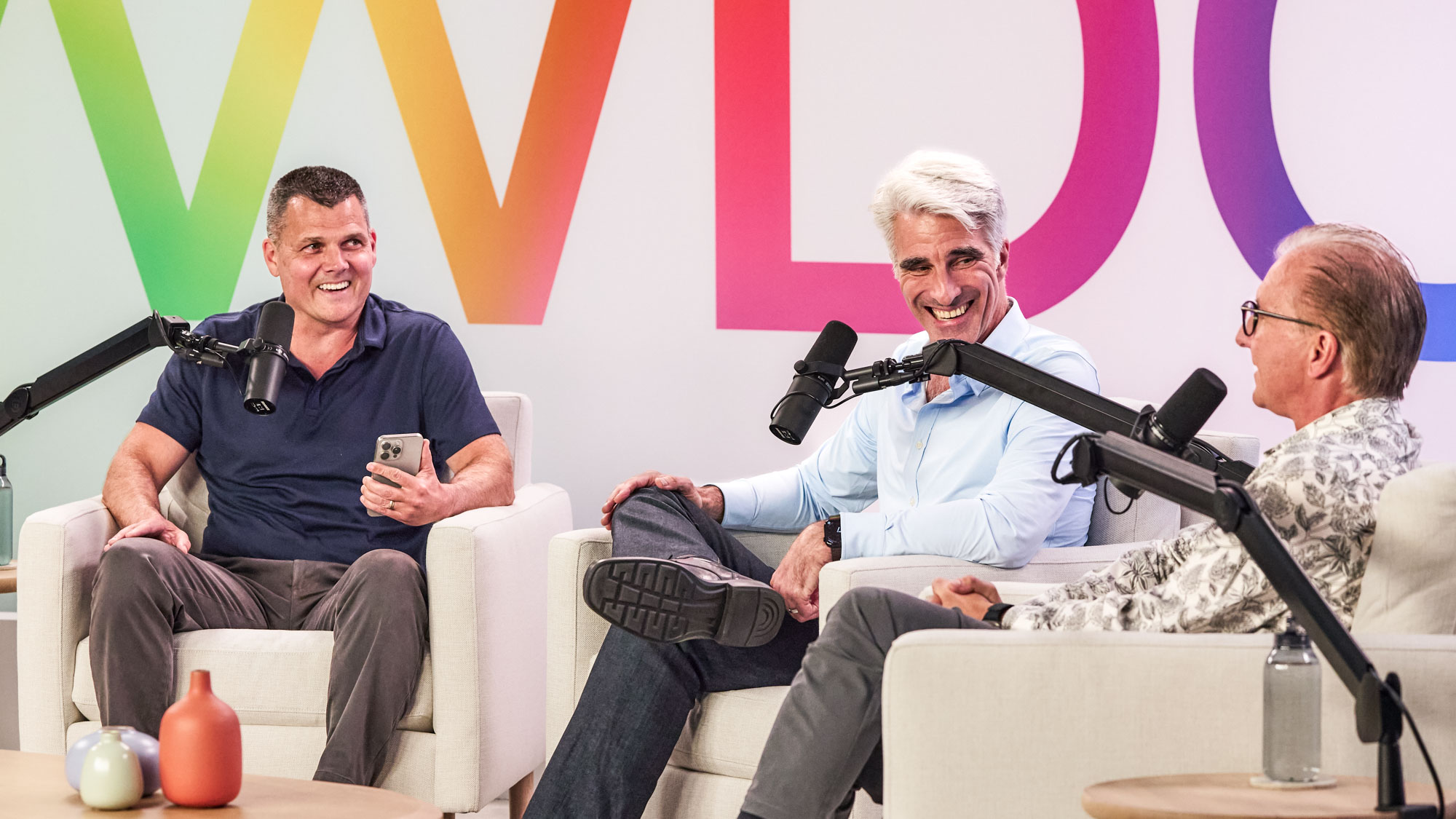 Craig Federighi and Mark Spoonauer at WWDC 2025