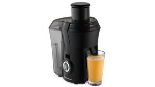 Best centrifugal juicer for ease of use: Hamilton Beach Big Mouth Juice Extractor 670601