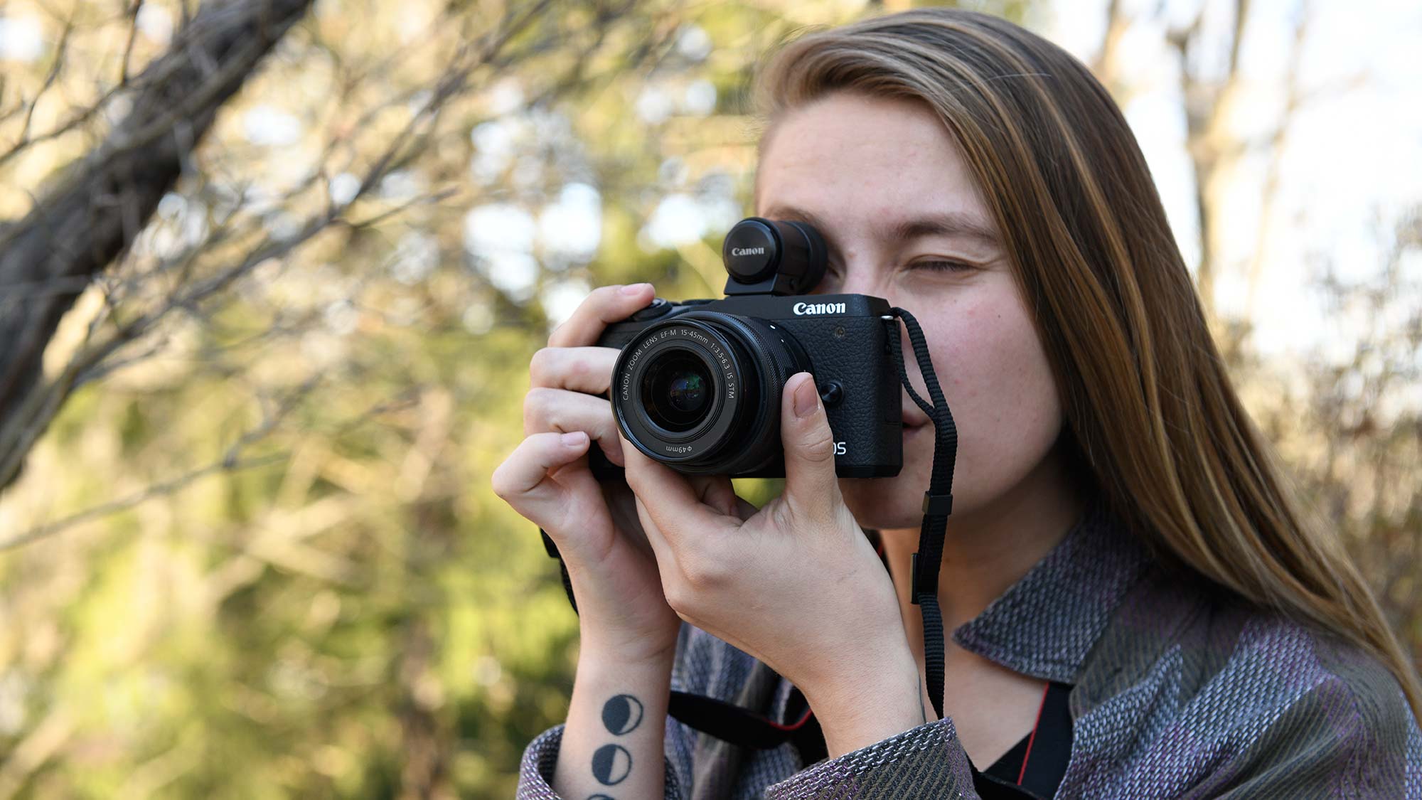 Optical zoom vs. digital zoom: which is better for you?