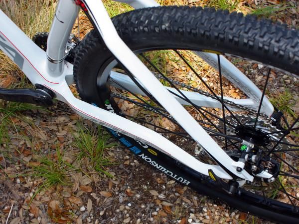 Chain stays are beefy for rigidity but carefully shaped both to provide lots of tire clearance as well as room for the latest two-ring cranksets.