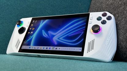 Game Handhelds Came Back This Year. Here's What It Means for Gaming in 2023  - CNET