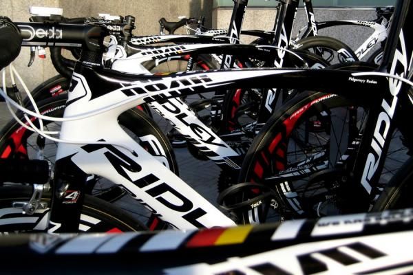 Team riders will have their choice of the Helium or Noah for road stages.