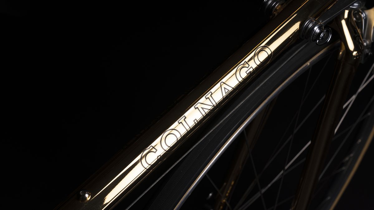 Fine Colnago lettering adorns the down tube