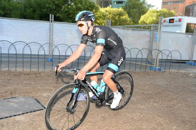 Richie Porte rolls in