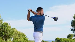 How to hit a driver - follow-through or finish