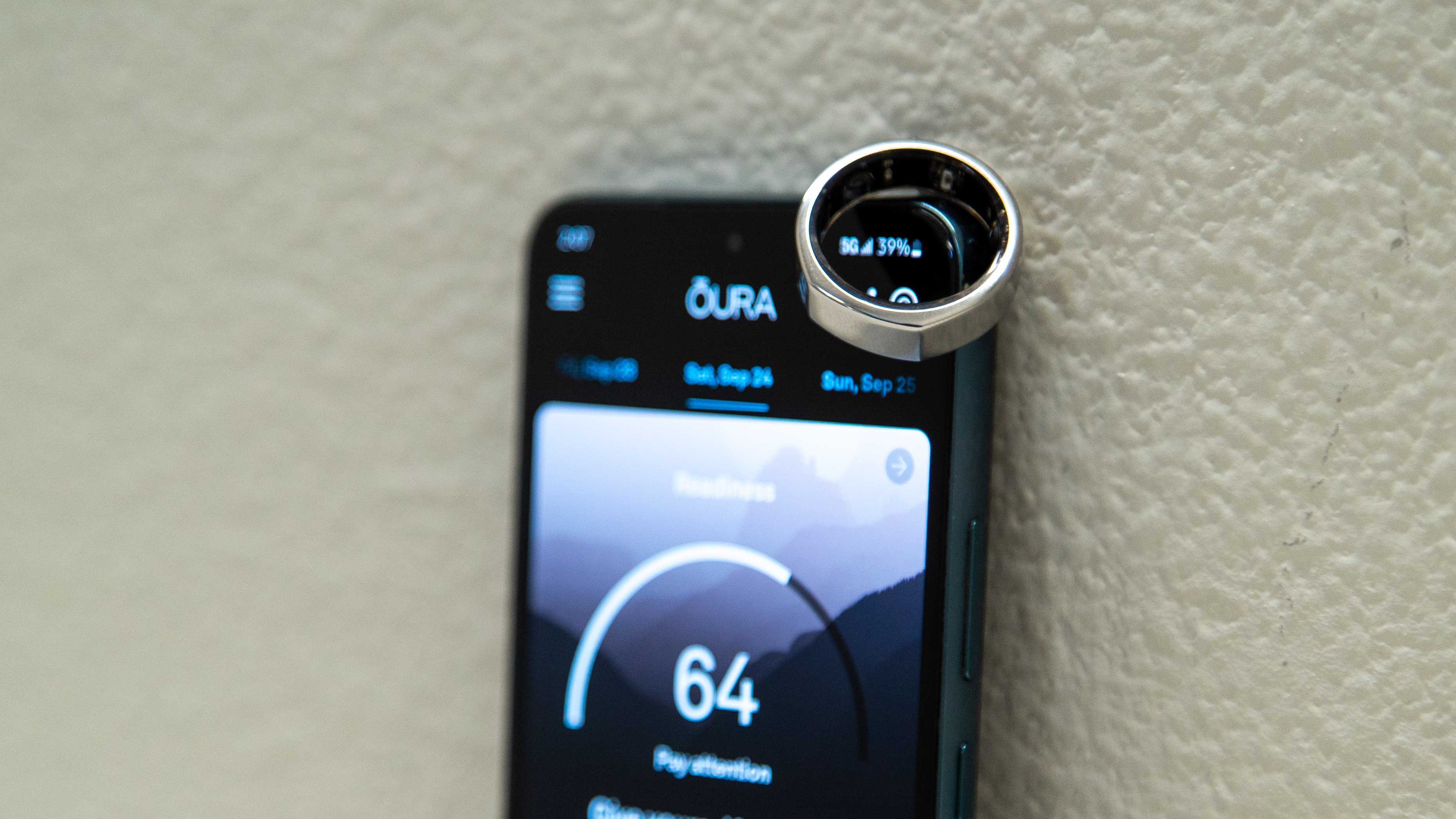 Oura Ring (Geração 3) em um smartphone