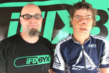 IFIXBYX's Mark Purdy with special guest Damian Alfonso Lopez. Damien is recently "street legal" having been fitted with new artificial arms and outfitted by Mark for his bike.