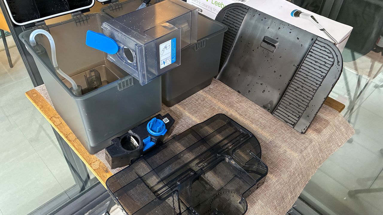 The various washable parts of the Ecovacs Deebot X8 Pro Omni