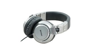 Gemini DJX-500 Closed-Back DJ Headphones on white background