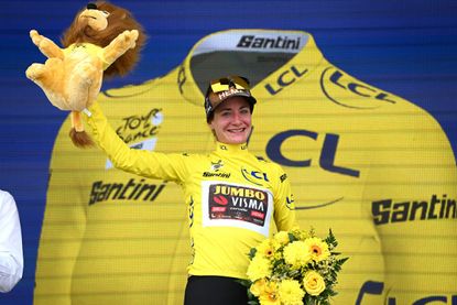 Marianne Vos wins the second stage of the 2022 Tour de France Femmes and sprints into yellow