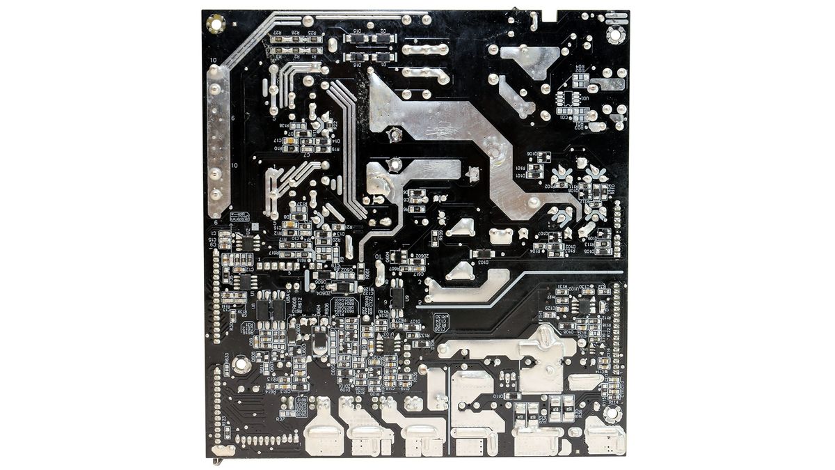XPG Cybercore 1000