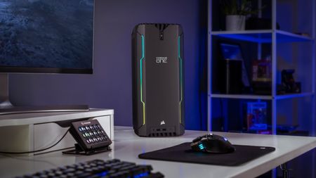 Corsair ONE i300 gaming PC