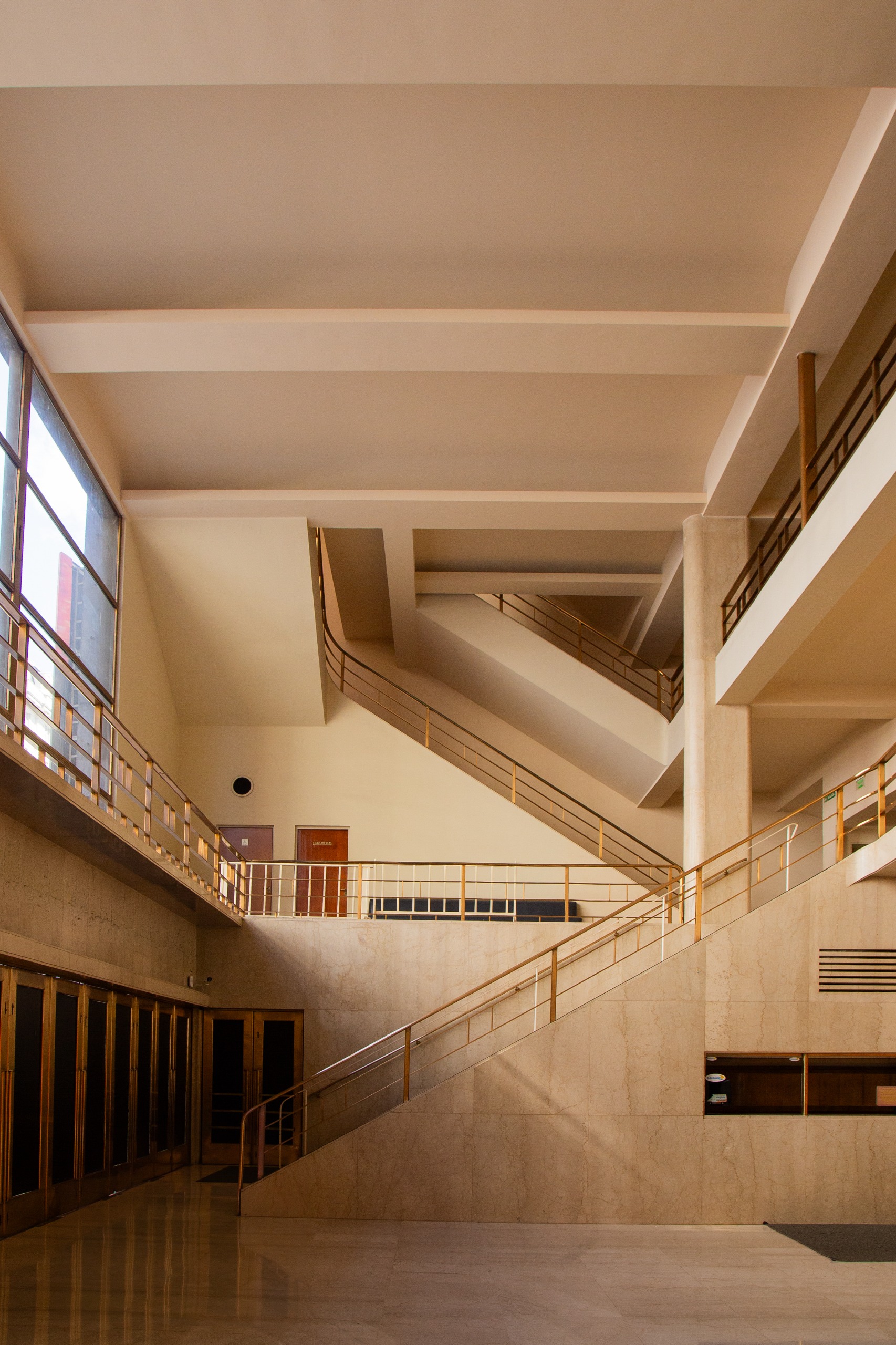 Teatro Gran Rex, buenos aires modernism