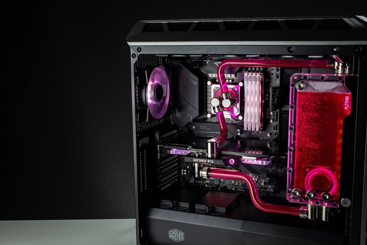 Custom Loop With Hard Tubing