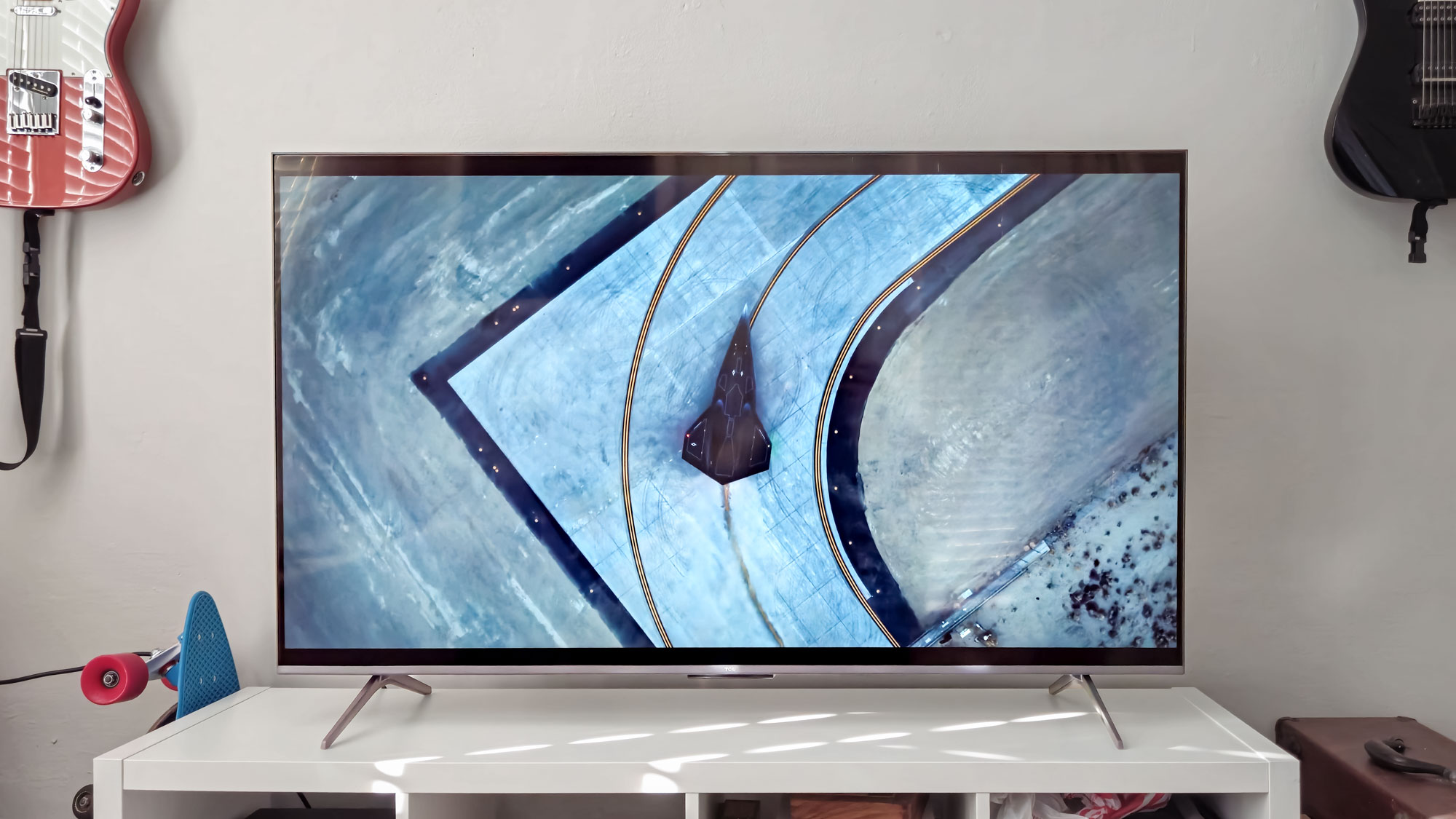 TCL QM6K QD-Mini LED TV