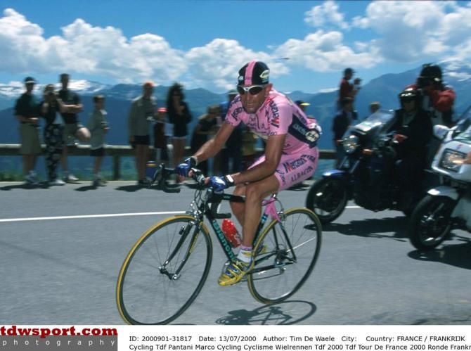 Marco Pantani at home in the mountains during the 2000 Tour de France