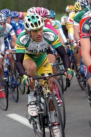 Santiago Botero (Phonak) rides in the bunch