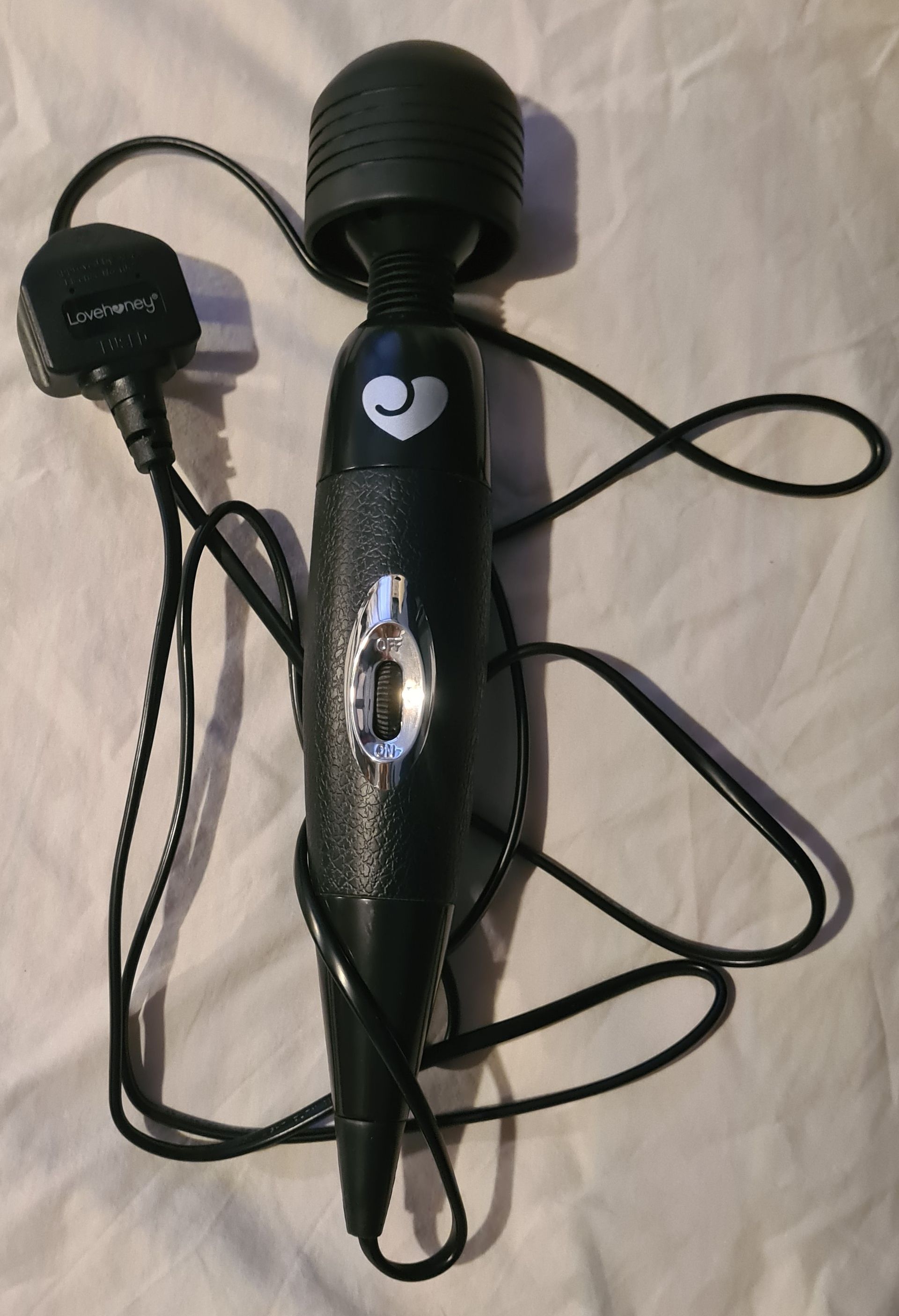 Examen du vibromasseur Magic Wand à plusieurs vitesses extra puissant de Concordelove