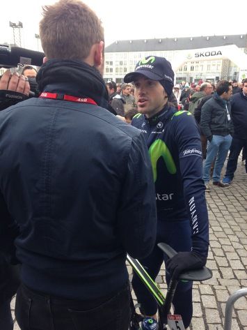 Ion Izagirre at the start