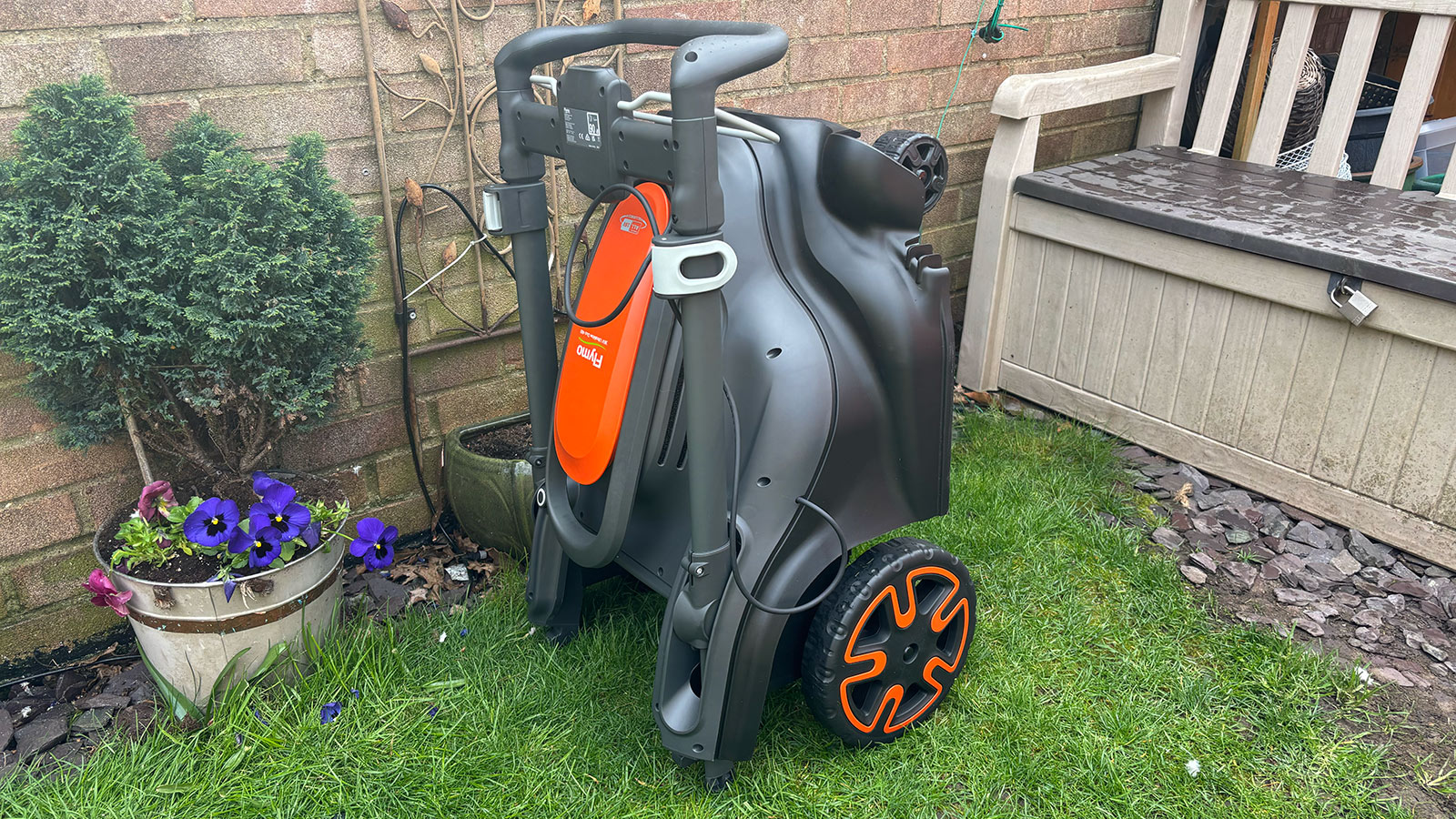 Flymo UltraMow Duo 36V 460