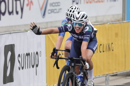 Alli Anderson wine stage 3 of the Harbour City GP, the fourth round of the 2025 ProVelo Super League