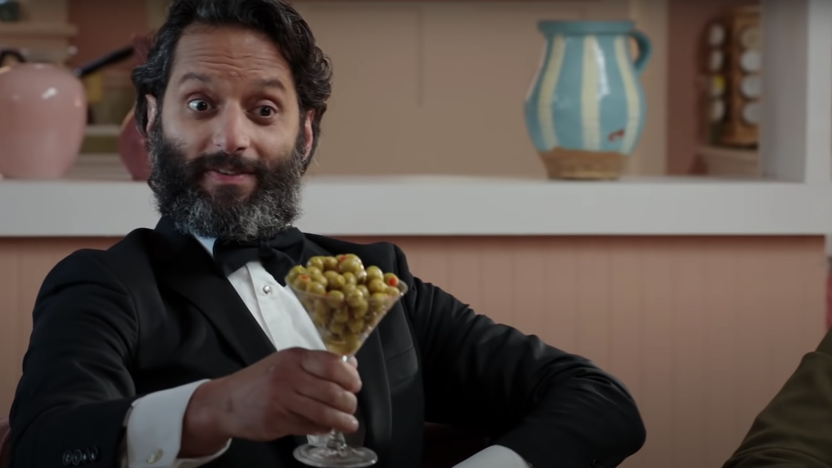 Jason Mantzoukas as Derek in The Good Place