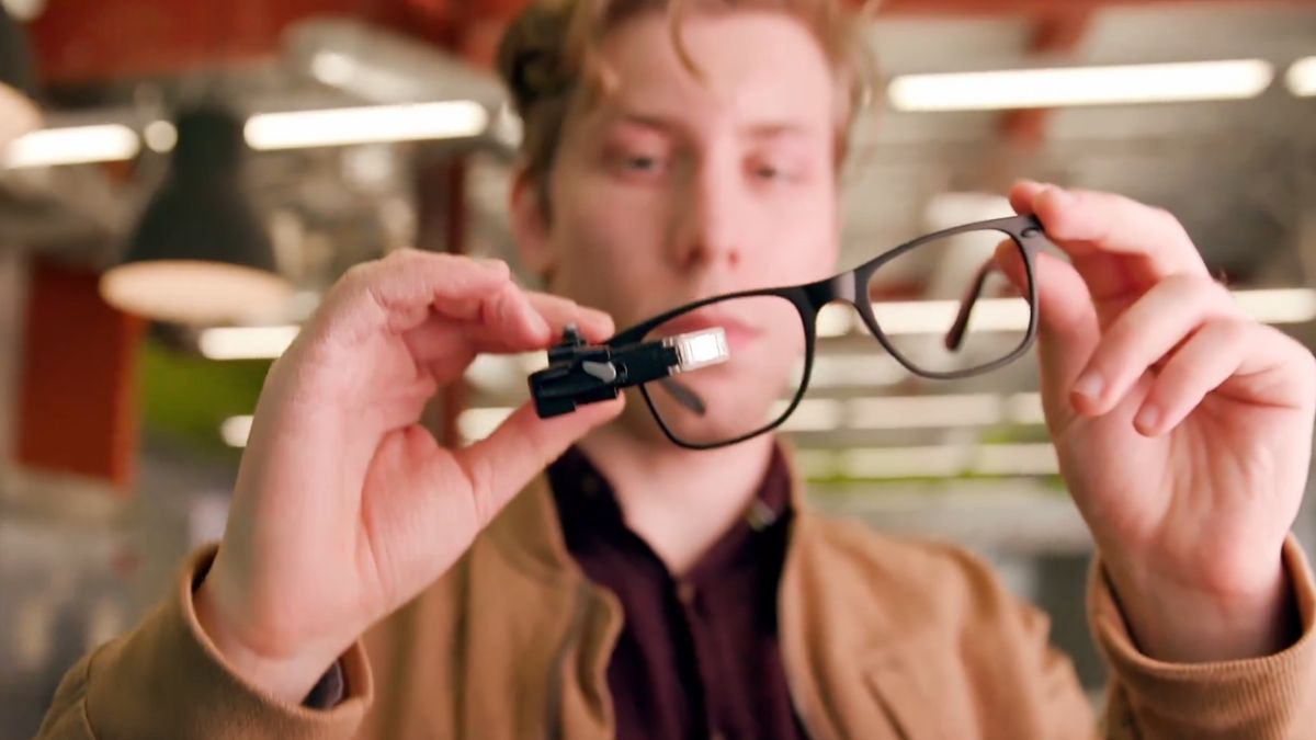 Student startup develops IRL closed caption glasses for deaf