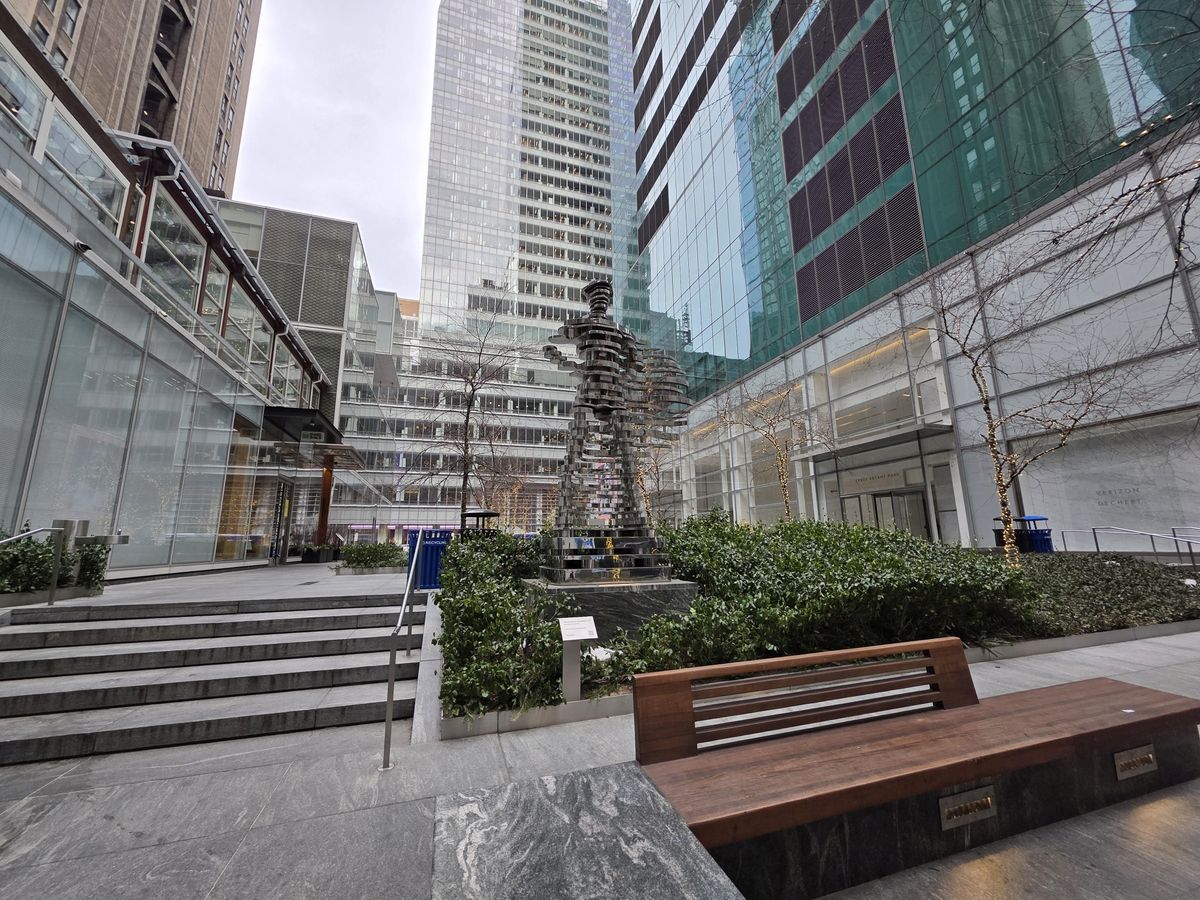 Samsung Galaxy S25 Ultra ultrawide sample.