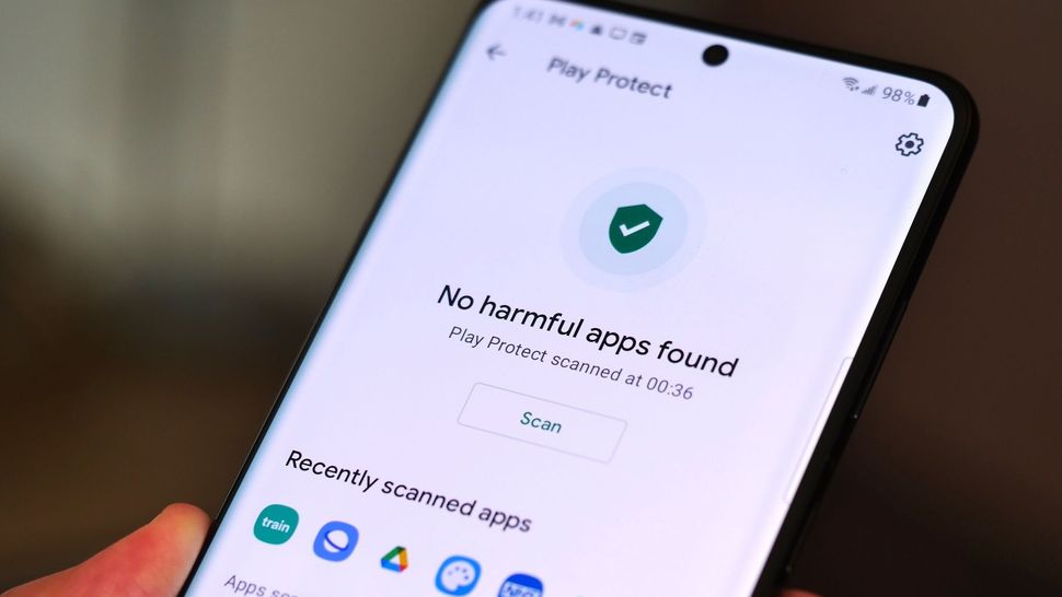 Leaked Android certificates left millions of smartphones vulnerable to ...