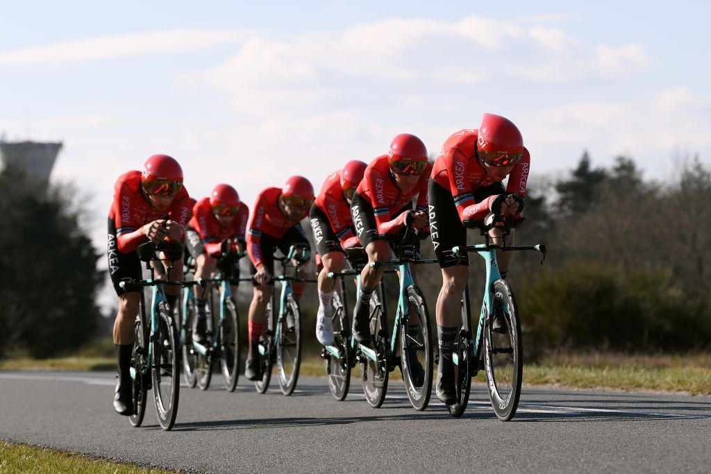 DAMPIERRE FRANCE MARCH 07 A general view of Kvin Vauquelin of France Clment Champoussin of France David Dekker of The Netherlands Thibault Guernalec of France Matis Louvel of France Daniel Mclay of The United Kingdom Michel Ries of Luxembourg and Team Arka Samsic sprint during the 81st Paris Nice 2023 Stage 3 a 322km team time trial from Dampierre en Burly to Dampierre en Burly ParisNice on March 07 2023 in Dampierre France Photo by Alex BroadwayGetty Images