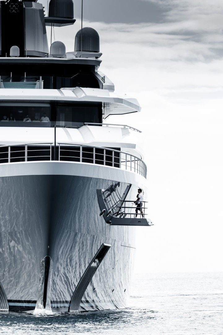 Gabe Newell's superyacht, Leviathan.