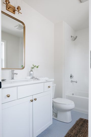 8 items interior designers never have in small bathrooms | Real Homes