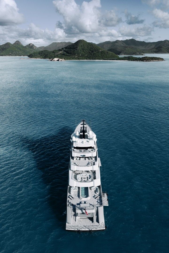 A photograph of Gabe Newell's superyacht, Leviathan.