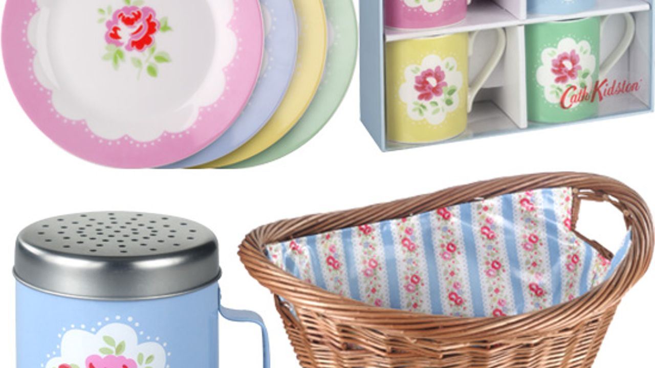 homeware with basket and colourful plates