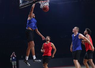 Canon EOS R1 sample image: an action shot of basketball players