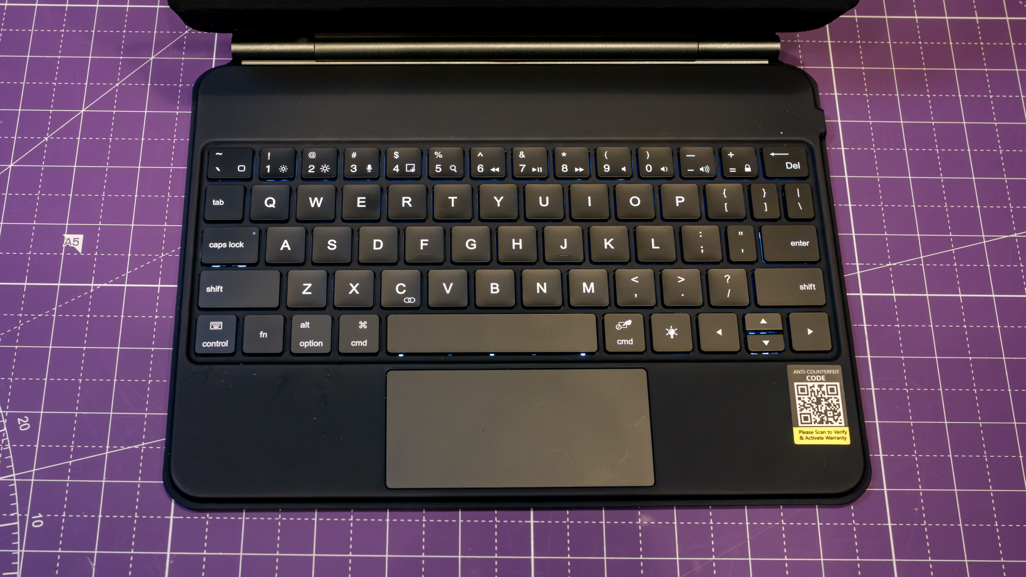 runeLK iPad Air M4 Keyboard Case