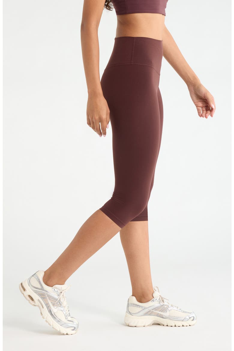Studio Luxe High Waist Capri Leggings