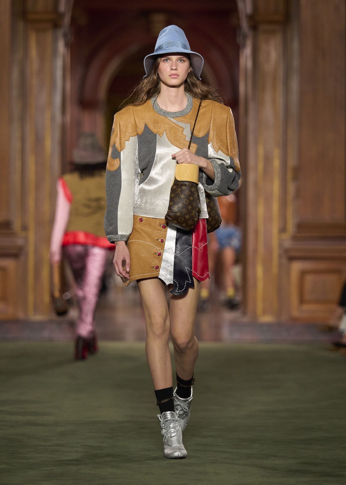 Louis Vuitton Cruise 2027 runway show