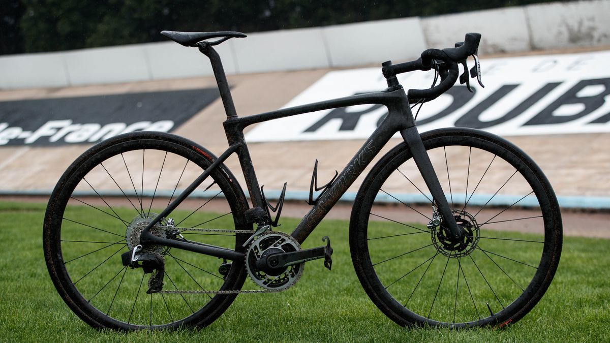 More aero than a Tarmac, lighter than a Venge