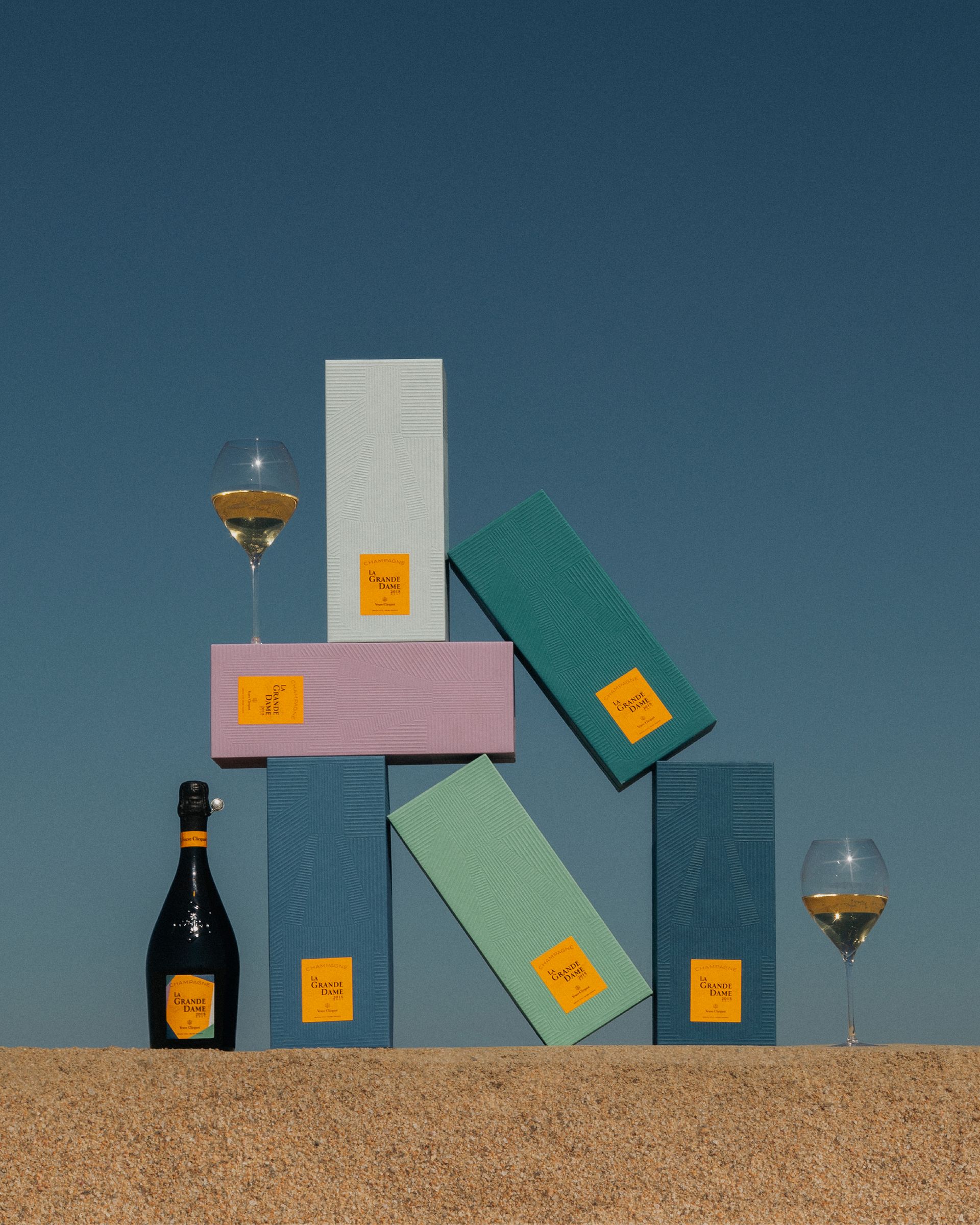 Veuve Clicquot La Grande Dame 2015 gift boxes