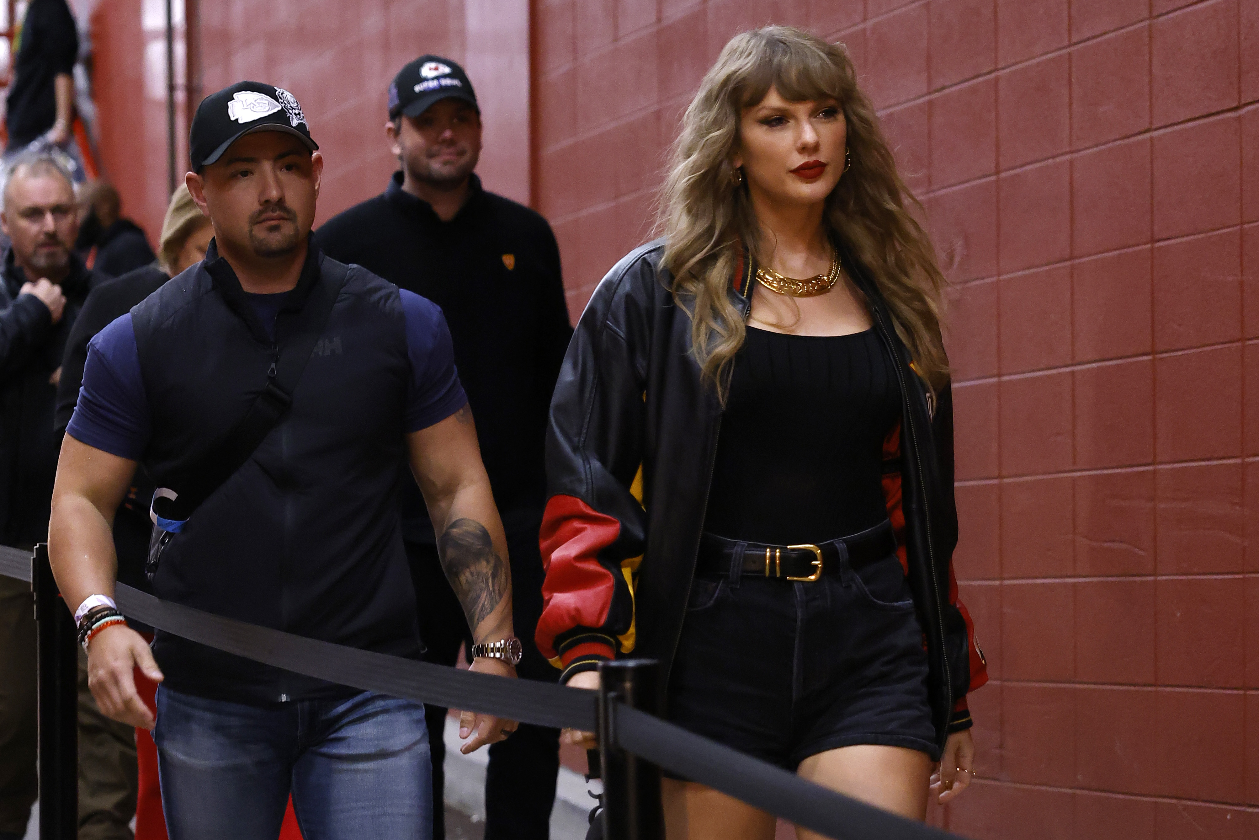 Taylor Swift attended a 2024 Kansas City Chiefs game wearing an oversize Chanel necklace