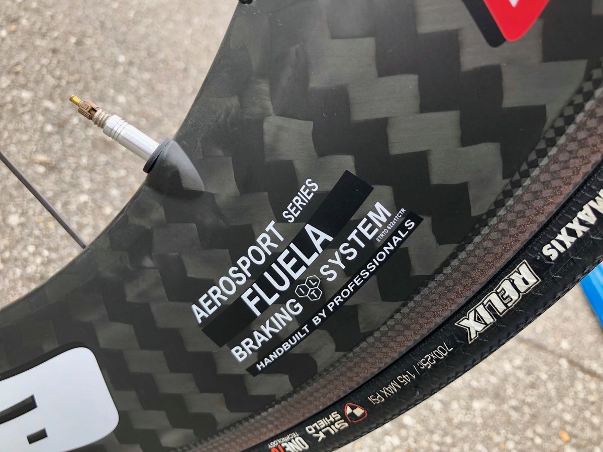 The Fluela is an 85mm clincher