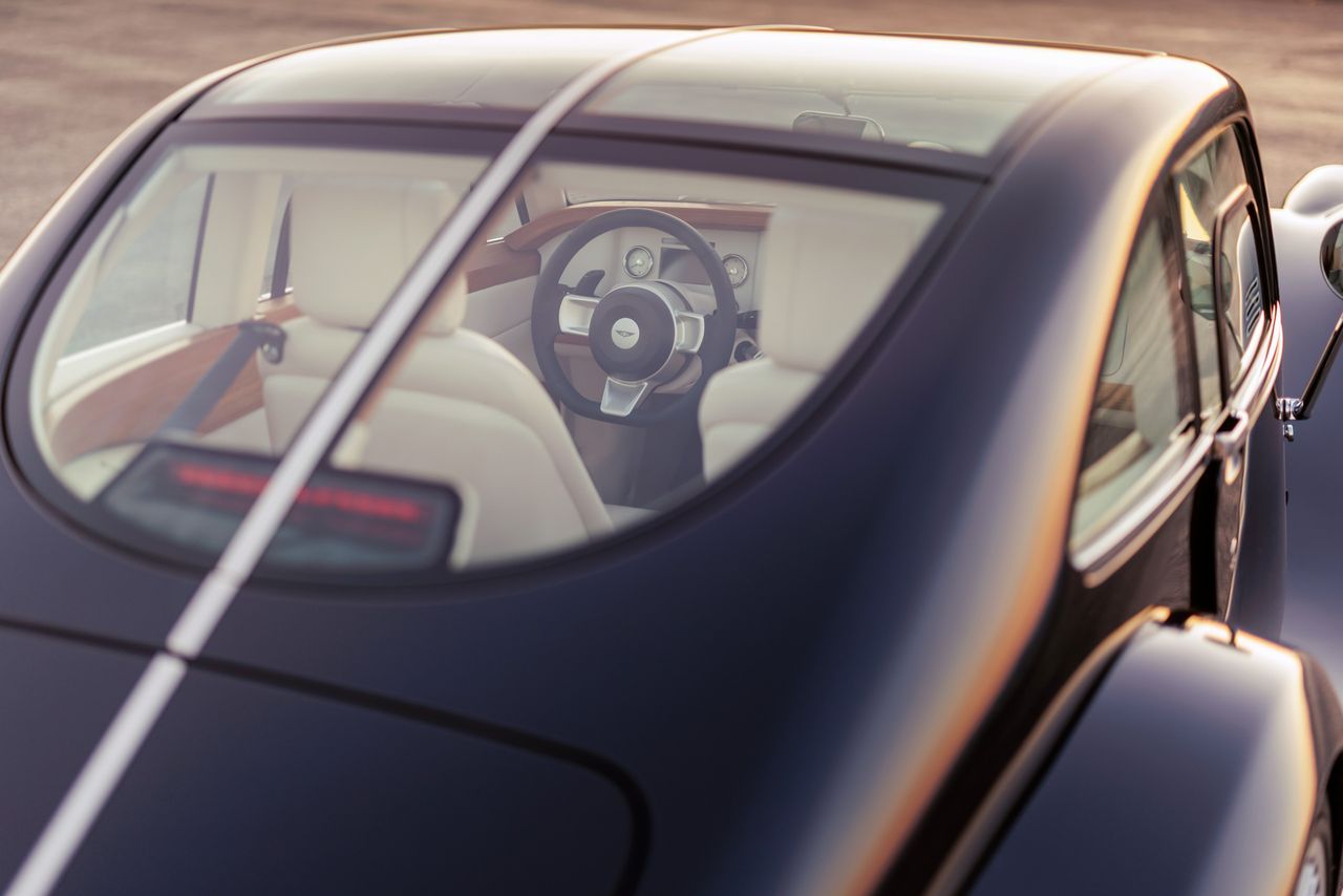 Details of the Morgan Midsummer Coup&eacute;'s glazed roof