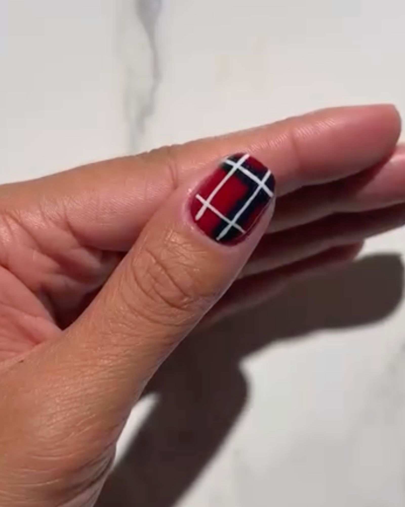 Checkered Nails @iramshelton