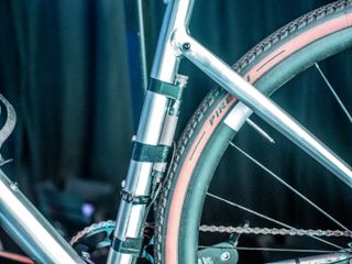 Toe straps, TT bikes and zip-tied battery bodges: Six bike tech hacks found at the cycling esports world championships