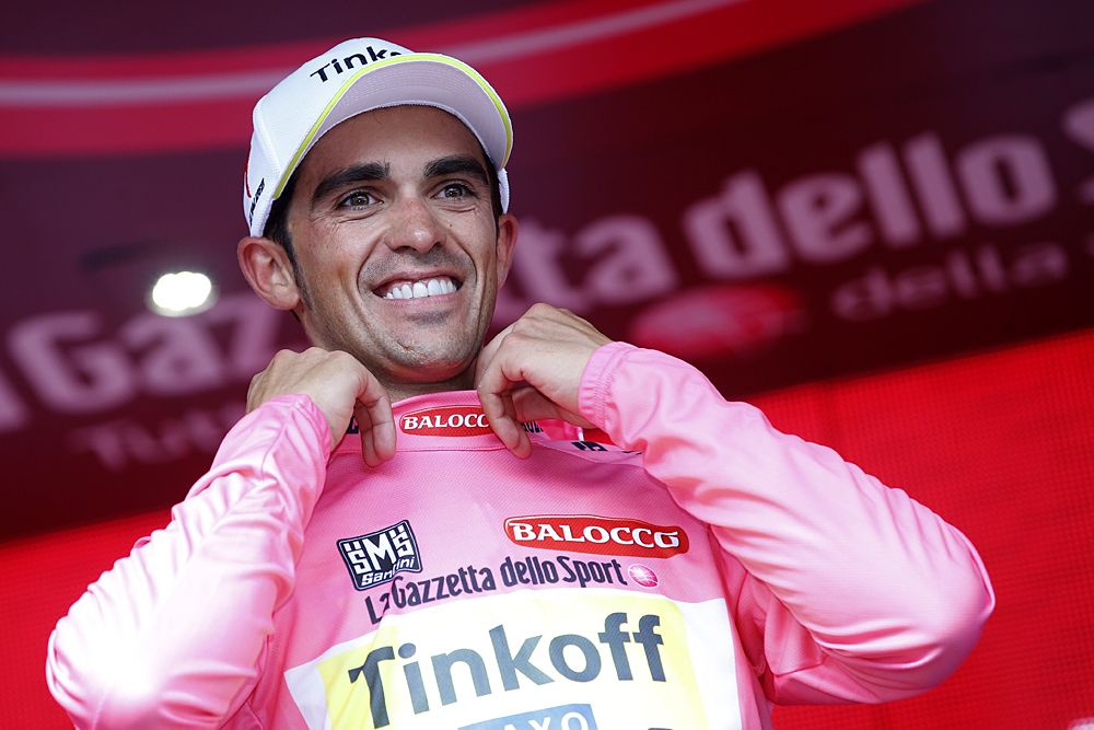 Alberto Contador (Tinkoff-Saxo) smiling in the maglia rosa