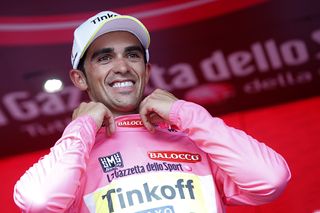 Alberto Contador (Tinkoff-Saxo) smiling in the maglia rosa